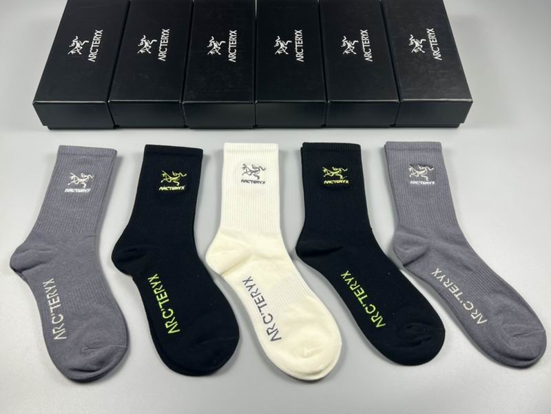 Arcteryx socks (6)